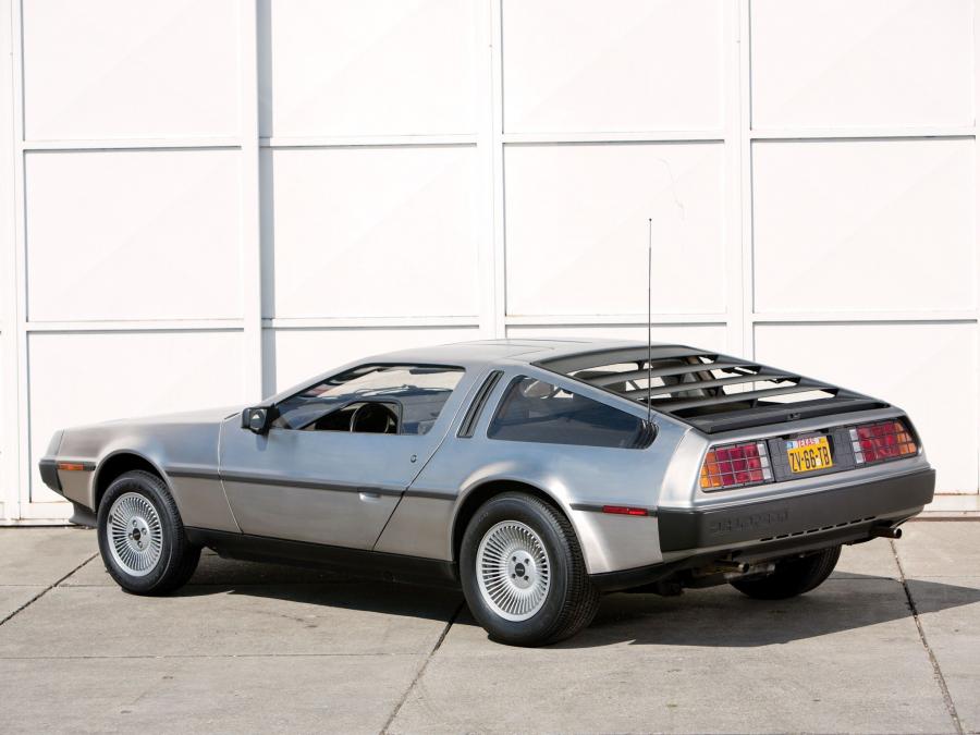 DeLorean DMC-12 1981 года  (фото 17 из 48)